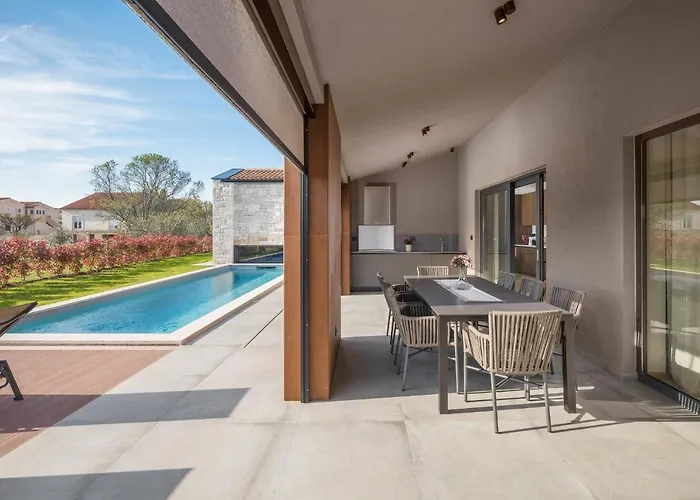 Design Oliba Villa *