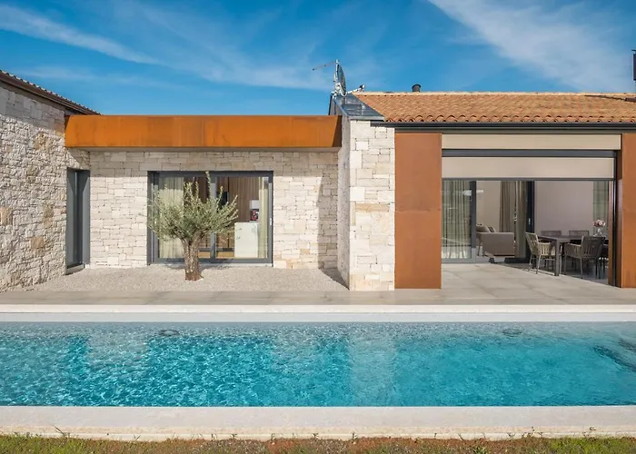 Design Oliba Villa