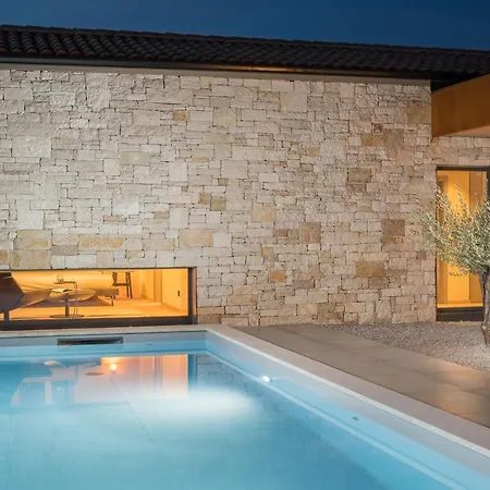 Villa Design Oliba Bale