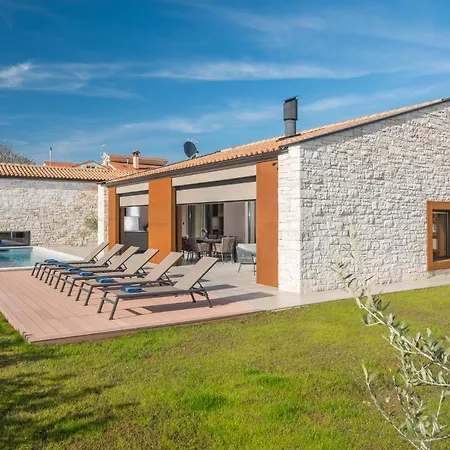 Design Oliba Villa *
